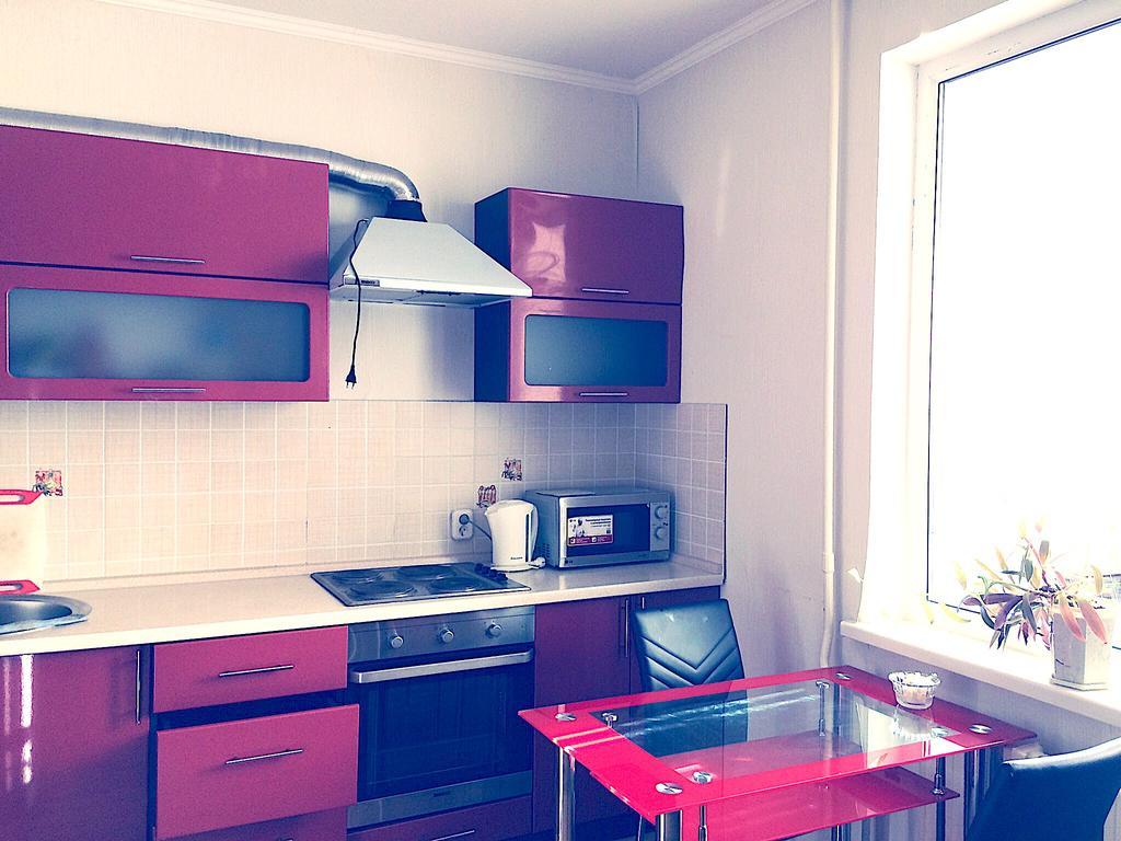 Apartment On Sauran Str Center Akmola Esterno foto
