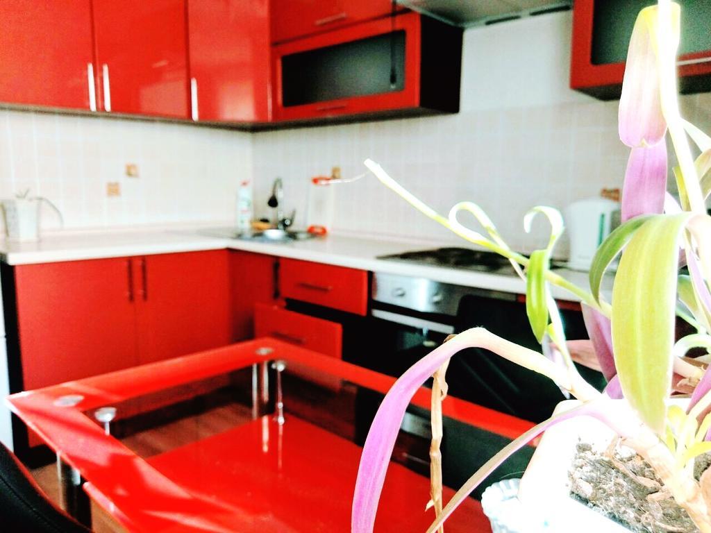 Apartment On Sauran Str Center Akmola Esterno foto